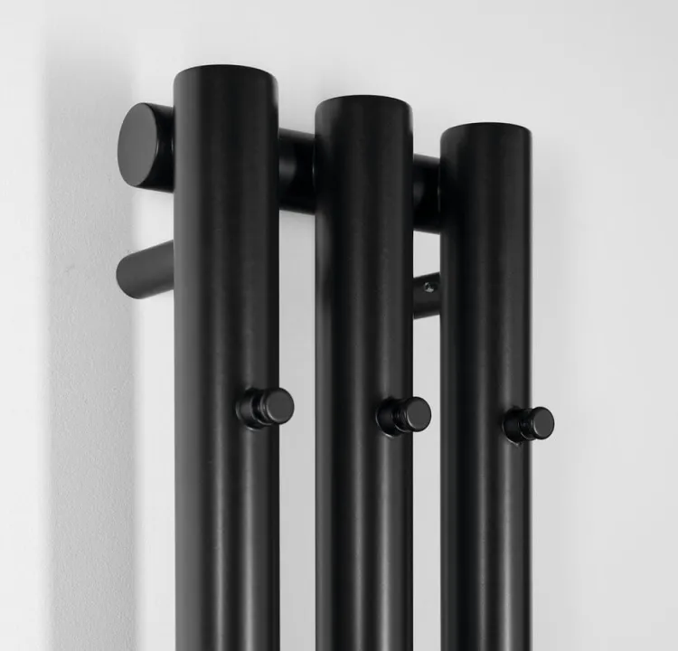 PILON grzejnik łazienkowy 196x1800mm, 3 wieszaki, czarny mat