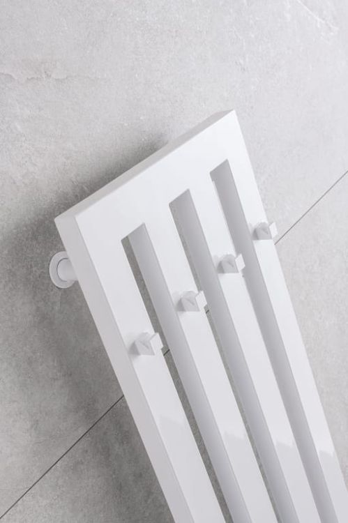 Grzejnik łazienkowy z haczykami 32,6x180 cm PMH Darius DAH6W biały