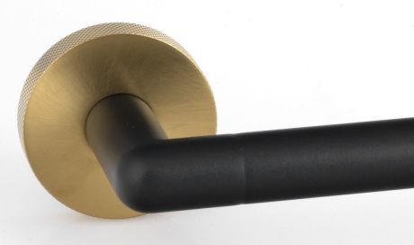 Przejdź do produktu LARISSA półka na ręczniki 600mm, czarny/złoty mat