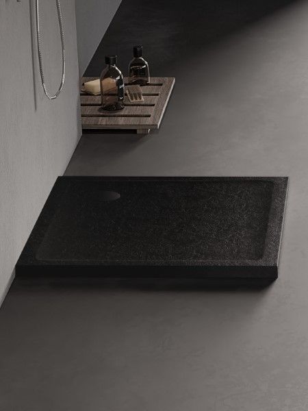 BRODZIK MILD STONE KWADRATOWY CZARNY AKRYLOWY 80x80x11,5