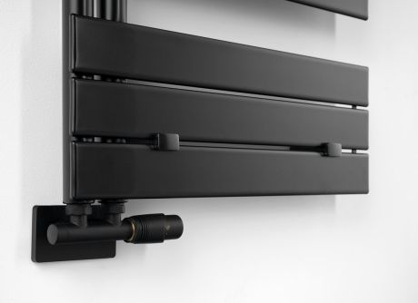 Przejdź do produktu MYTHOS grzejnik łazienkowy 500x1430mm, czarny mat