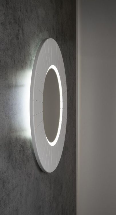 LUMIRO STRIP okrągłe lustro z oświetleniem LED w ramie średnica 75cm, biały mat