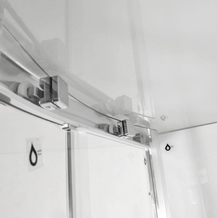 kabina hydromasażowa wóżki jezdne system przesuwania drzwi.JPG