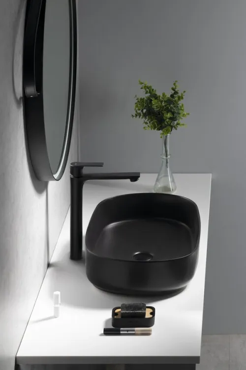 bateria umywalkowa czarna pax.jpg