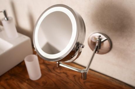 Przejdź do produktu MARY wiszące lusterko kosmetyczne, średnica 130mm, LED, chrom