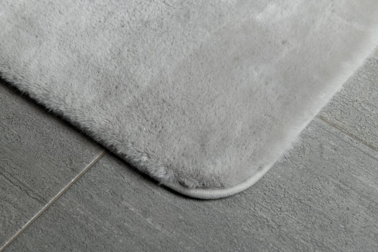 FUZZY dywanik łazienkowy, 60x100cm, 100% polyester, antypoślizgowa, szary