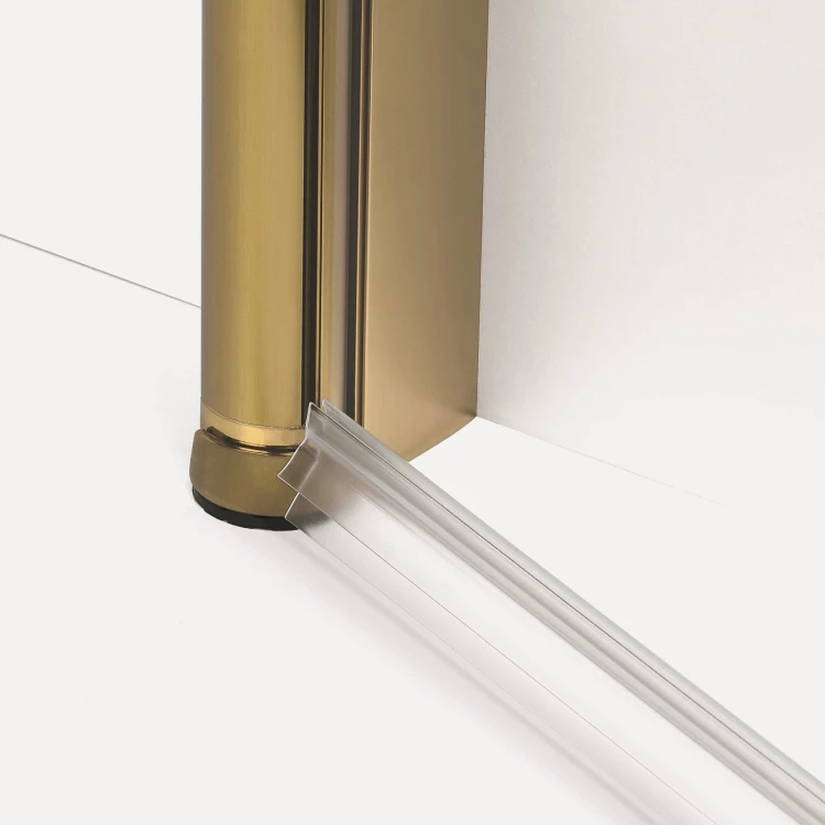 Pięciokątne kabiny prysznicowe, które można zamontować na dowolnej ścianie. Wyposażone w drzwi uchylne otwierające się w obu kierunkach. Wymiary to 10