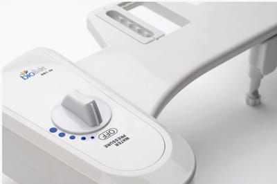 Nakładka bidetowa na WC BioBidet Simplet BB-70