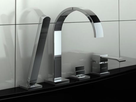 Przejdź do produktu Bateria wannowa 4-otworowa Kohlman  Axis QB244N chrom