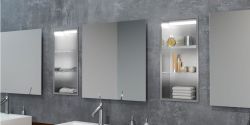 Półka łazienkowa wnękowa do zabudowy 30x57x15 cm ze stali nierdzewnej z oświetleniem LED MCJ PWNPES3060LED