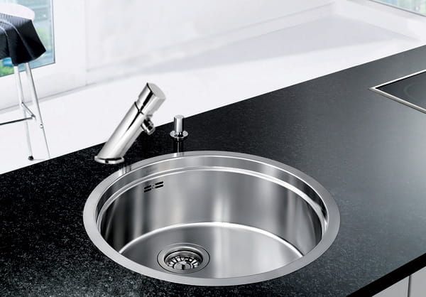 Bateria czasowa z mieszaczem Makoinstal 9070