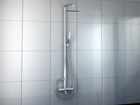 Przejdź do produktu Zestaw prysznicowy z deszczownicą 20x15 cm Kohlman Foxal QW277F chrom
