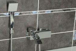 Bateria wannowa ścienna z wylewką Sapho Ginko 1101-10 chrom
