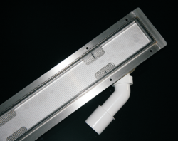 custom1mn.pngOdpływ liniowy do zabudowy 80 cm z syfonem z boku Moon Custom 080