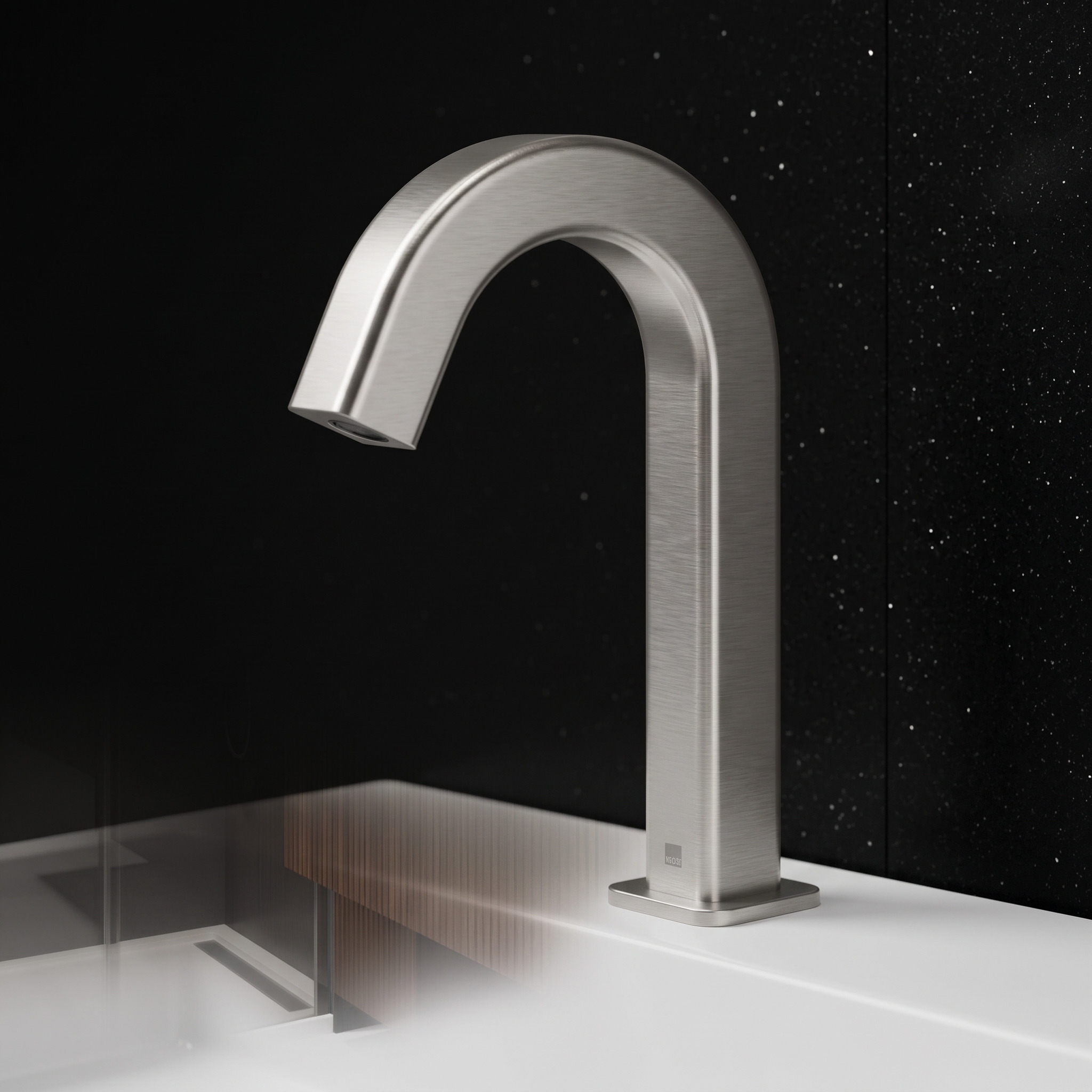 Bezdotykowa bateria umywalkowa Freak Bathroom Basic nikiel szczotkowany inox – widok z profilu